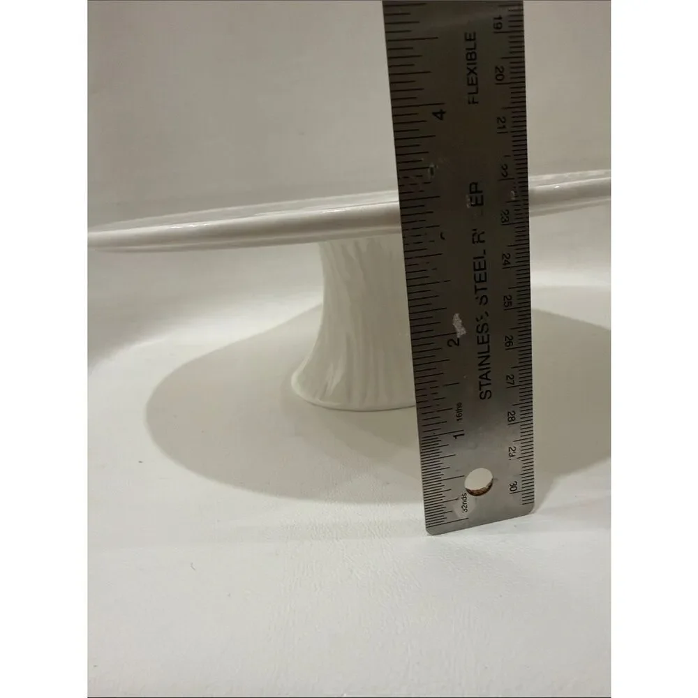 Roscher Classic White Textured Porcelain Ceramic Cake Pedestal Serving Platter